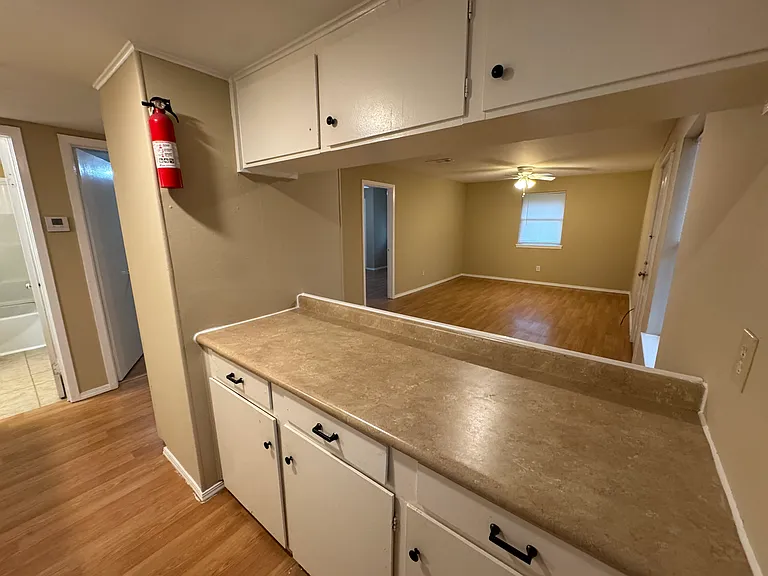 1034 W Village Ct #C — Photo 10