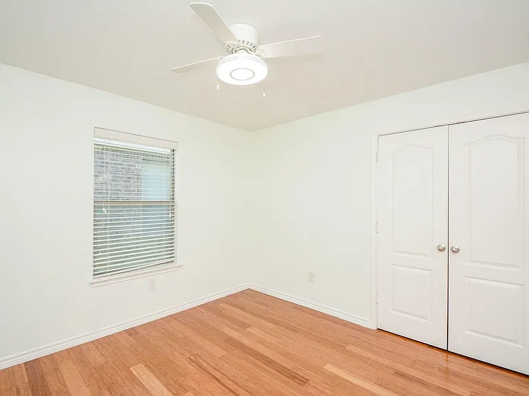 15407 Key Crest Ln — Photo 18