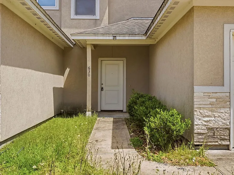 630 Magnolia Bnd — Photo 4