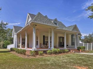 215 Hallmark Dr, Lexington, SC 29072