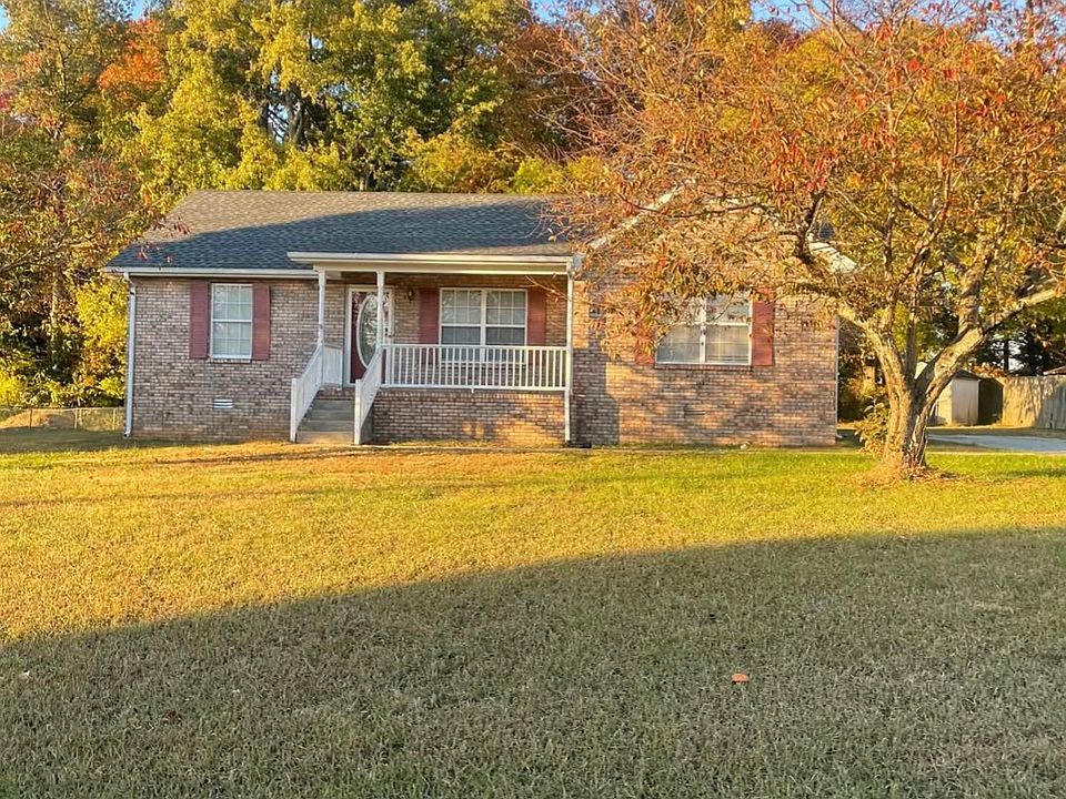1st image of 121 Heritage Dr