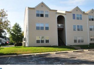 221 Highland Blvd APT B, New Castle, DE 19720