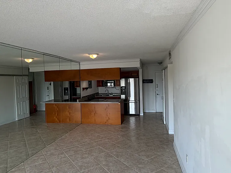 3181 SW 13th St #409 — Photo 35