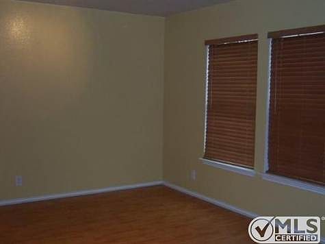 4th image of 16123 Ike Ln