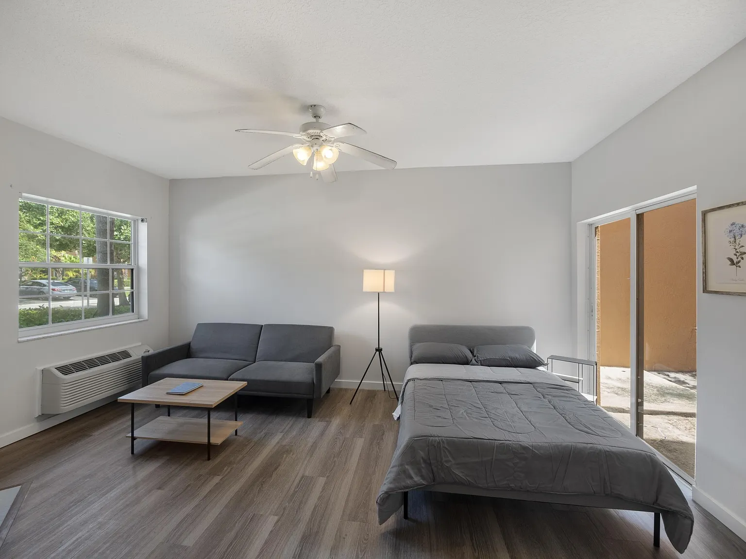 1 bed, 1.0 bath, 250 sqft, $1,350 — Photo 3