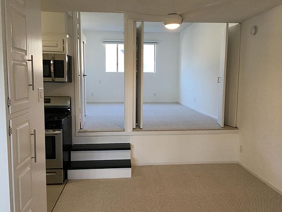 5th image of 2250 N Beachwood Dr APT 205