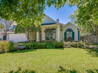 4925 Maple St, Bellaire, TX 77401