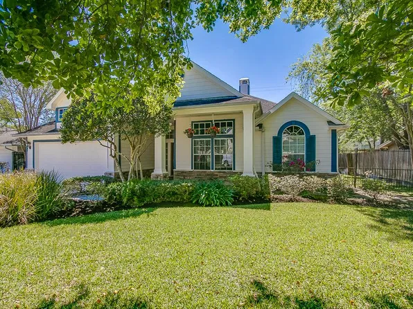 4925 Maple St, Bellaire, TX 77401