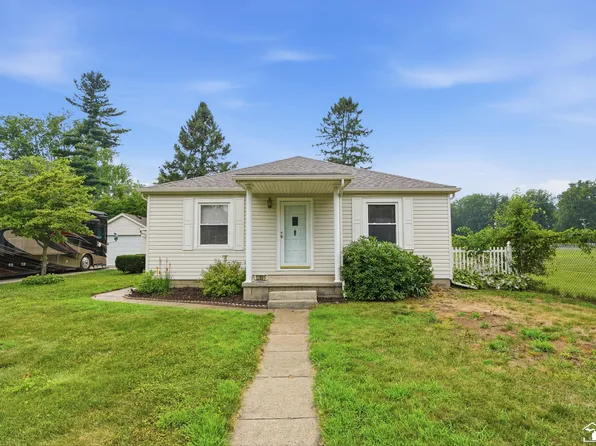 12891 Crane St, Carleton, MI 48117