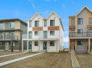 5135 Rivers Edge Way NW, Edmonton, AB T6M1P9