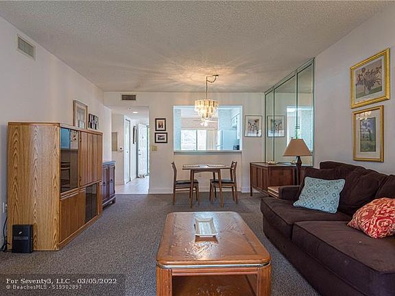 5th image of 7421 N Devon Dr #7421