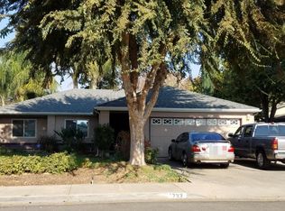 733 Vine St, Exeter, CA 93221