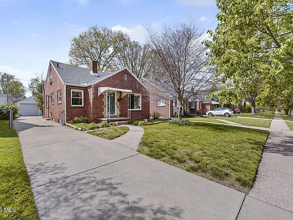 3rd image of 4147 Garrison Rd