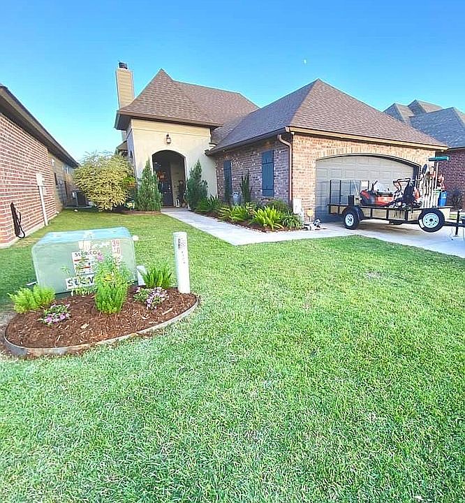1st image of 108 Canton Ct