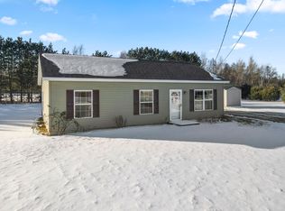 12 Silas Warren Dr, Hermon, ME 04401