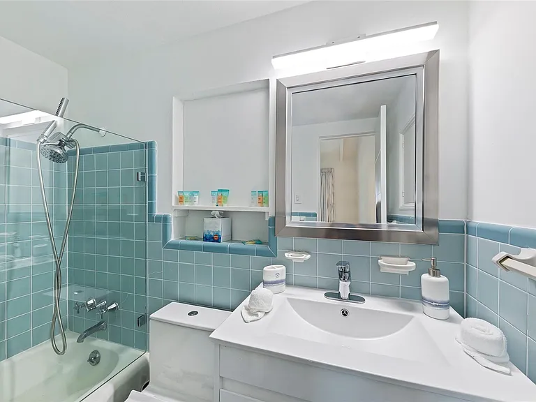 1663 N Fort Lauderdale Beach Blvd — Photo 28