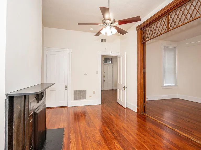 213 E University Ave #B1 — Photo 7