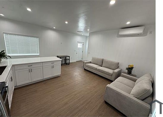 2nd image of 234 E 51st St #238
