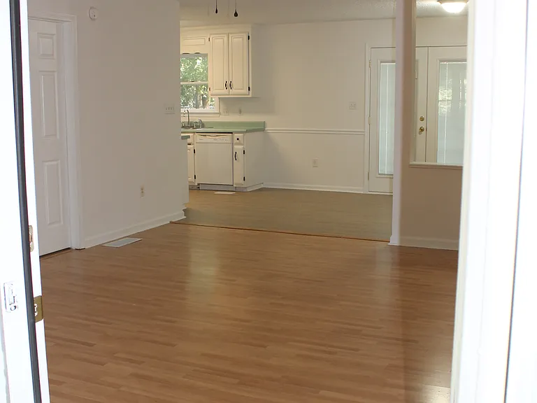145 Hidden Timber Ct — Photo 8