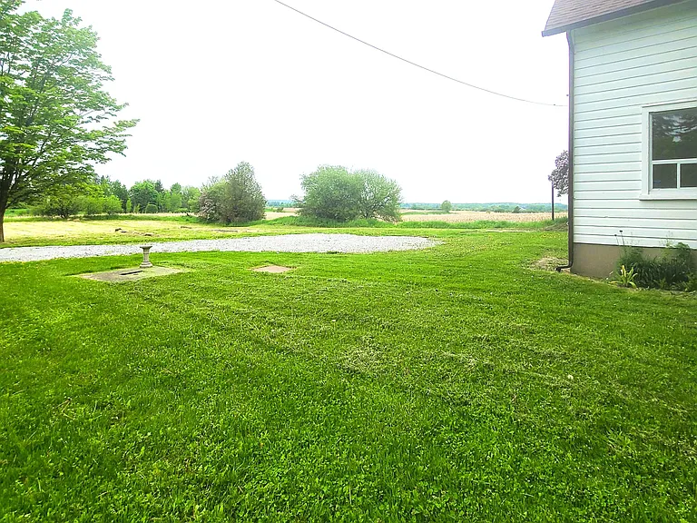 798 King Rd — Photo 30