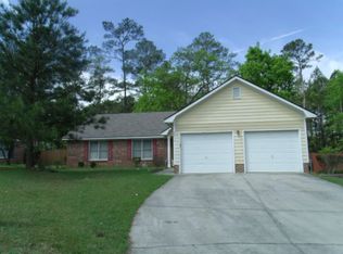 5810 Pella Pl, Fayetteville, NC 28314