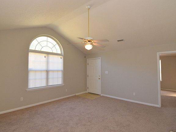 3rd image of 3609 Dayton St