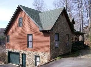 884 River Ridge Rd, Boone, NC 28607