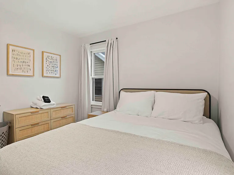 1850 E Main St #2 — Photo 11