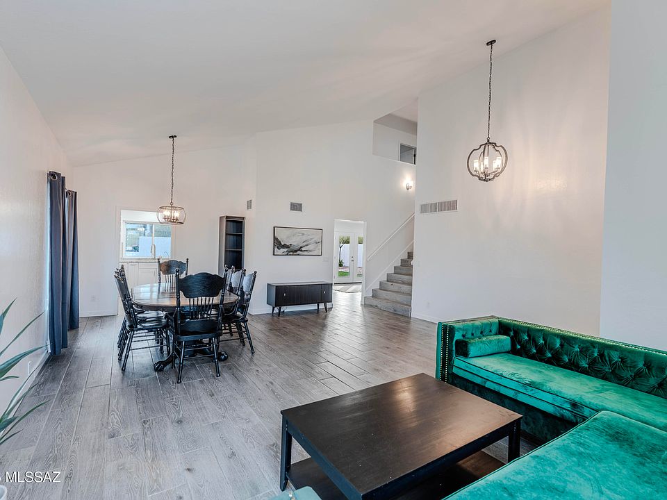 1st image of 4641 N Paseo De Los Cerritos