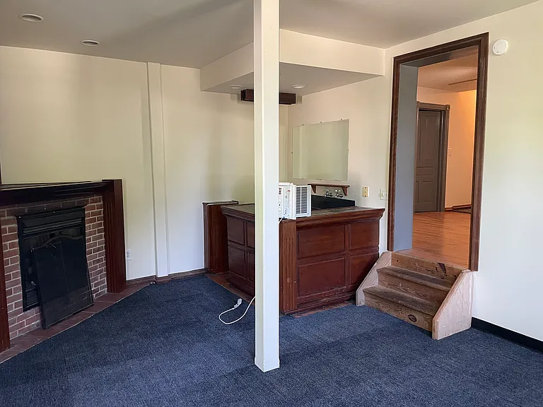 101 Walnut St #1 — Photo 10
