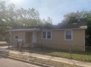 2070 Danese St, Jacksonville, FL 32206