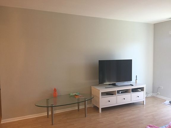 4th image of 1104 Castilian Ct APT 303