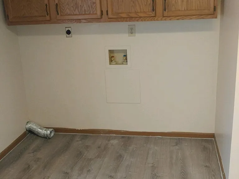 102 Regency Ct #A — Photo 8