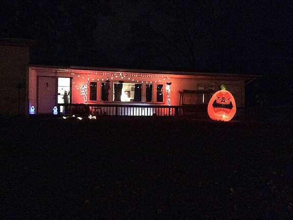 5th image of 124 Murray Dr
