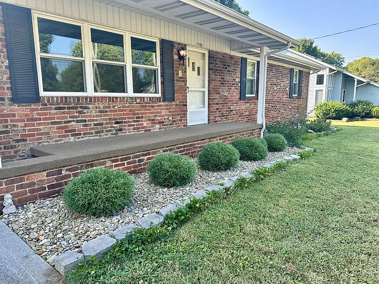 1760 Scenic Dr — Photo 7