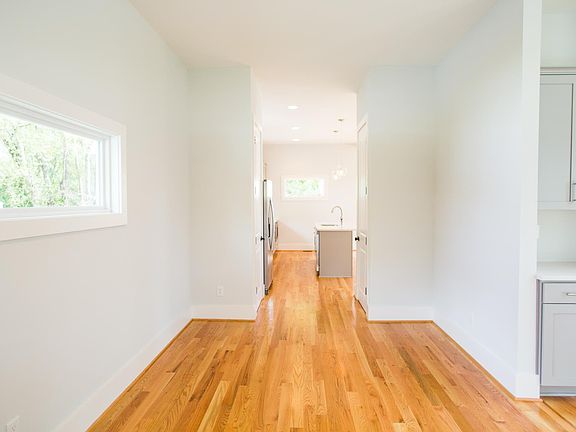4th image of 5929 Deal Ave