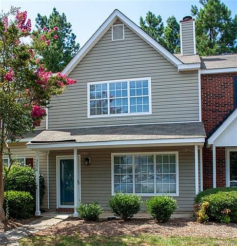 1st image of 3256 Summercroft Ln