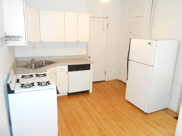 1st image of 5102 N Winchester Ave #2