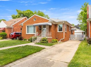 8276 Riverview St, Dearborn Heights, MI 48127