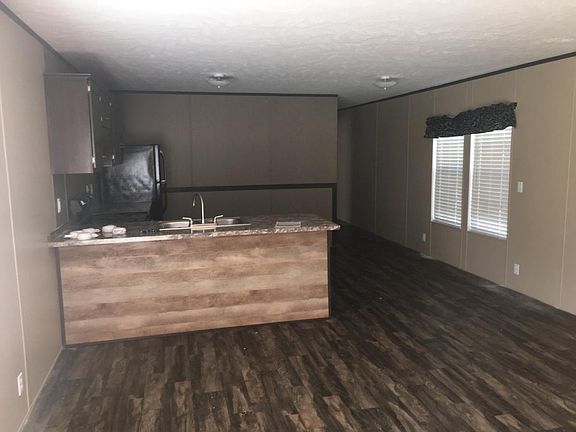 2nd image of 2952 Spanish Oak Dr