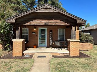 1521 Nowahy Ave, Clinton, OK 73601