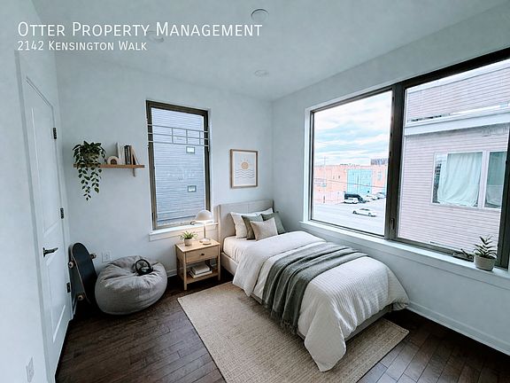3rd image of 2142 Kensington Walk
