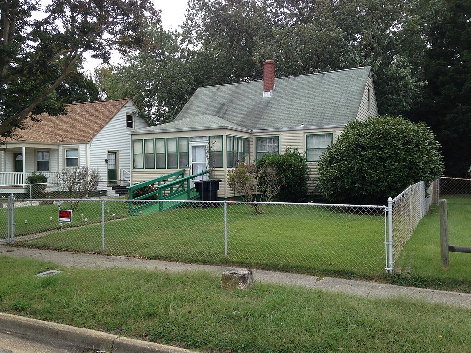 1st image of 3109 Scott St