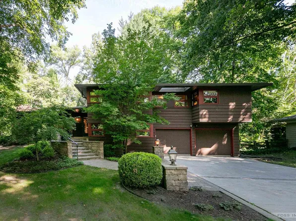 810 Woodward Drive, Madison, WI 53704