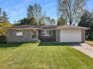 51381 Arkona Rd, Belleville, MI 48111