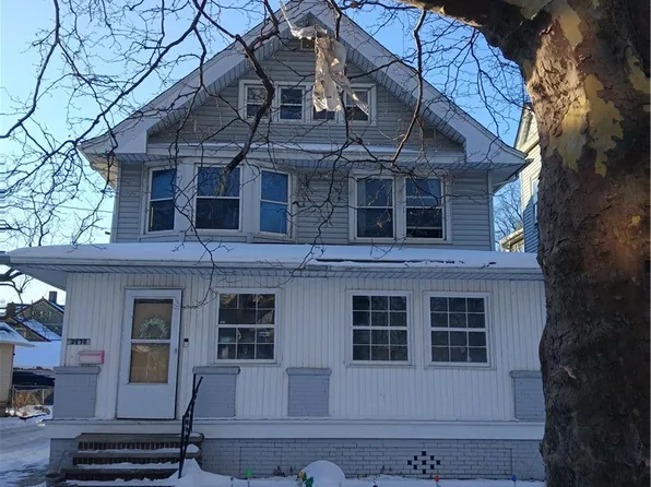 2170 W 83rd St, Cleveland, OH 44102