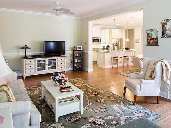 4th image of 11320 Temperley Pl