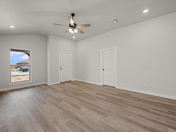 5th image of 3403 Good Prairie Ave