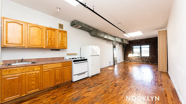 Rented by Nooklyn NYC LLC | media 1