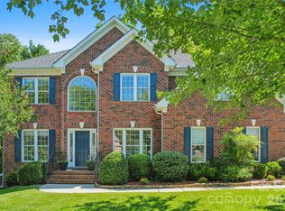 9727 Devonshire Dr, Huntersville, NC 28078